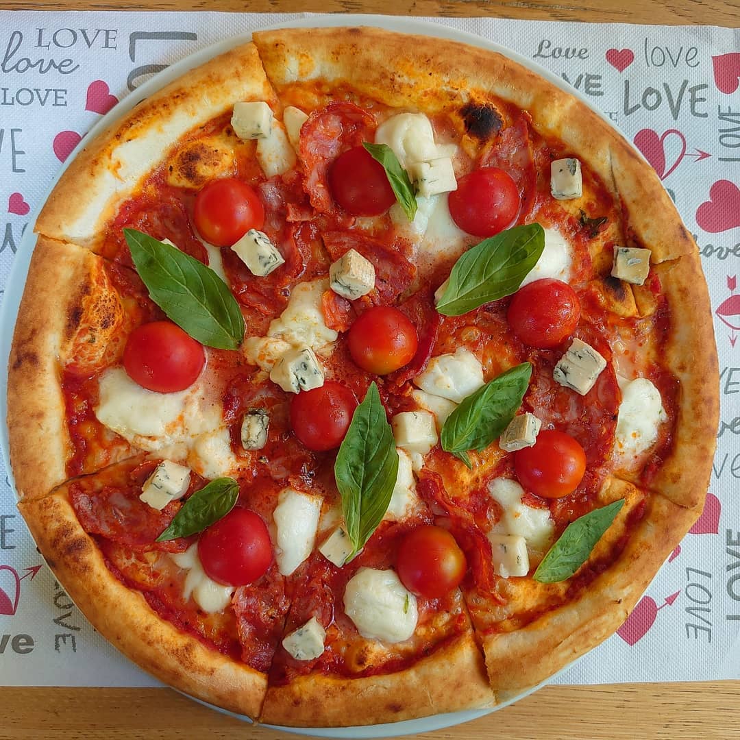 Pizzeria Volare